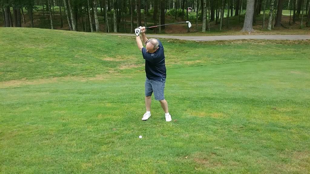 Richmond Country Club | restaurant | 74 Sandy Pond Rd, Hope Valley, RI 02832, USA | 4013649200 OR +1 401-364-9200