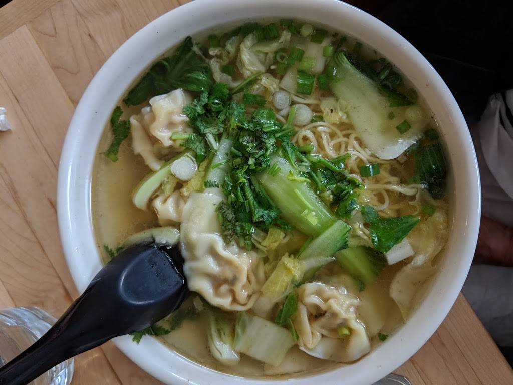 Pho Vietnam | restaurant | 56 Padanaram Rd, Danbury, CT 06811, USA | 2037436049 OR +1 203-743-6049