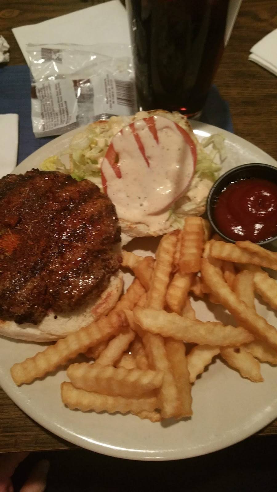 JPs Restaurant | restaurant | 200 Whiting Farms Rd, Holyoke, MA 01040, USA | 4135329444 OR +1 413-532-9444