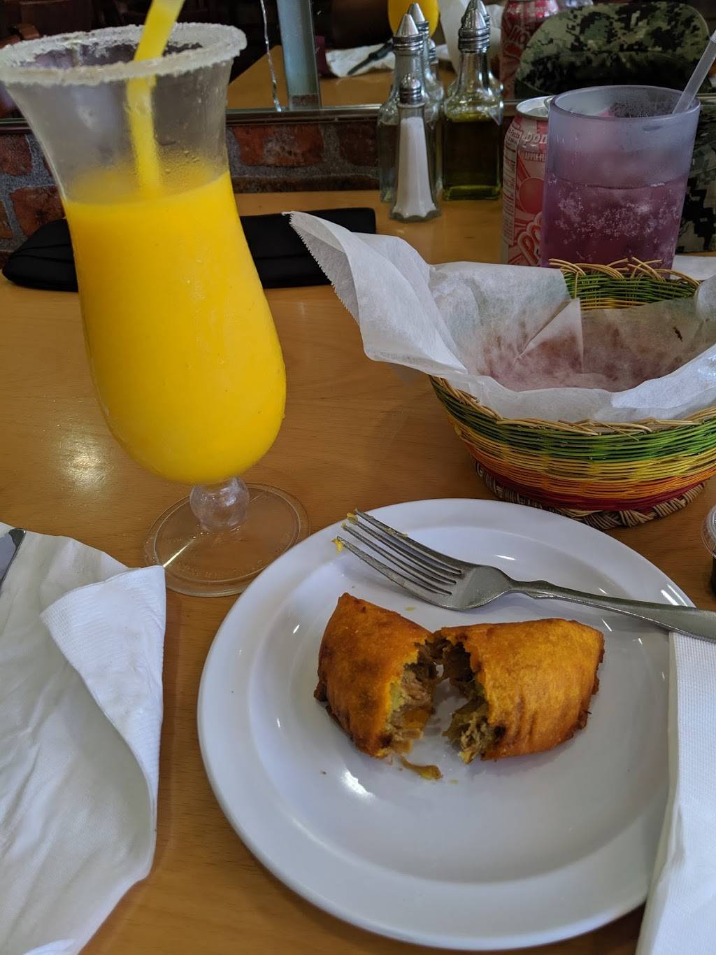 Pollo Brasa y Sazon | restaurant | 1618 W 68th St, Hialeah, FL 33014, USA | 3055120290 OR +1 305-512-0290