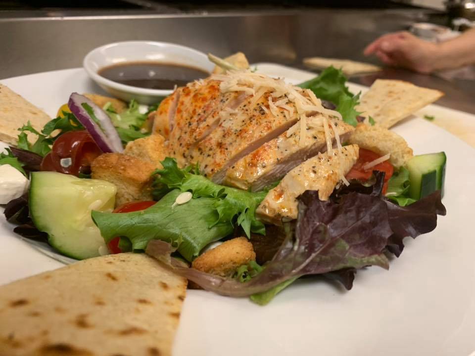 445 Bistro | restaurant | 445 Cardinal Ln #104, Green Bay, WI 54313, USA | 9208849722 OR +1 920-884-9722