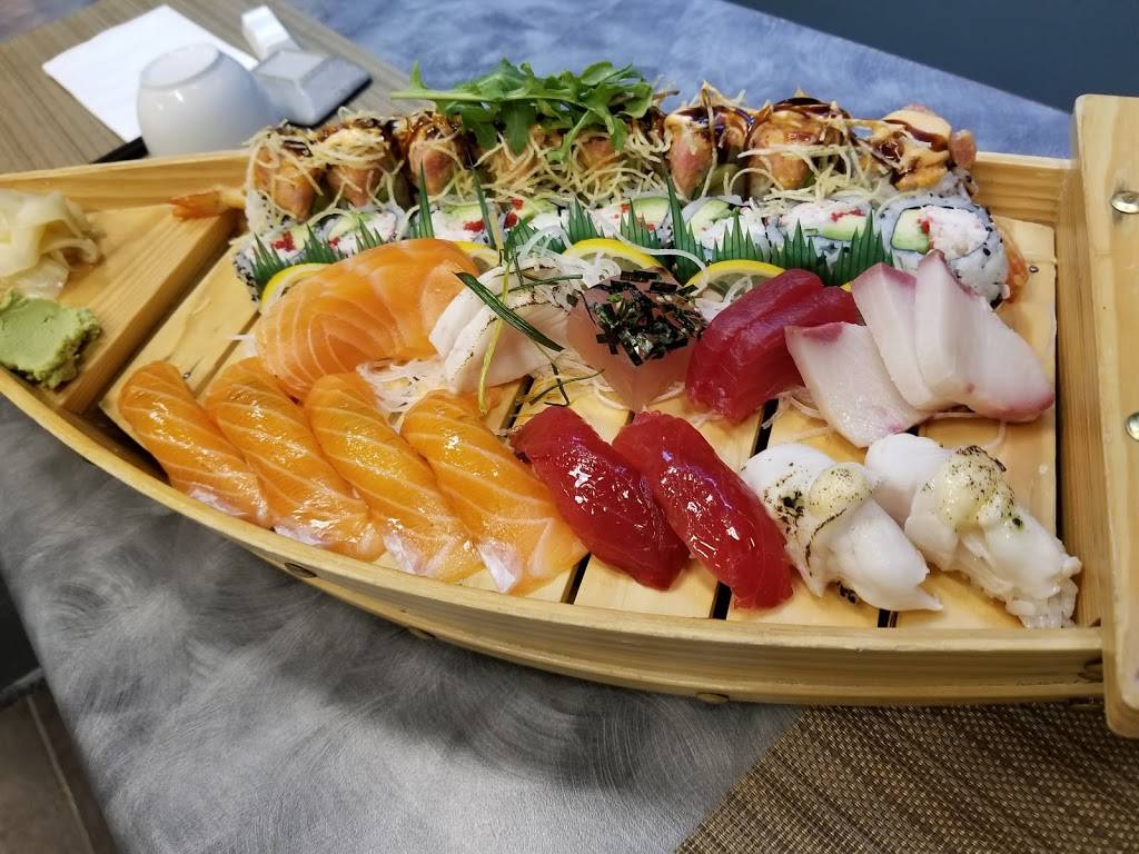 Daeco Sushi | restaurant | 40 St Clair Ave W, Toronto, ON M4V 3A2, Canada | 6473451212 OR +1 647-345-1212