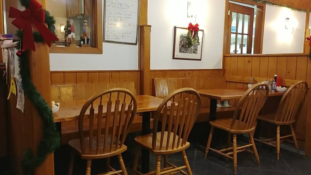 DNLs Restaurant | restaurant | 329 Main St, Sauble Beach, ON N0H 2G0, Canada | 5194222003 OR +1 519-422-2003