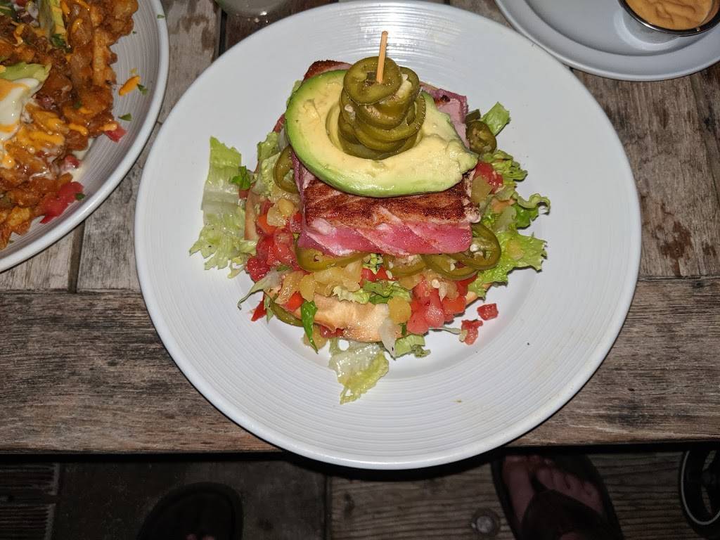 Bennys On The Beach | restaurant | 10 S Ocean Blvd, Lake Worth, FL 33460, USA | 5615829001 OR +1 561-582-9001