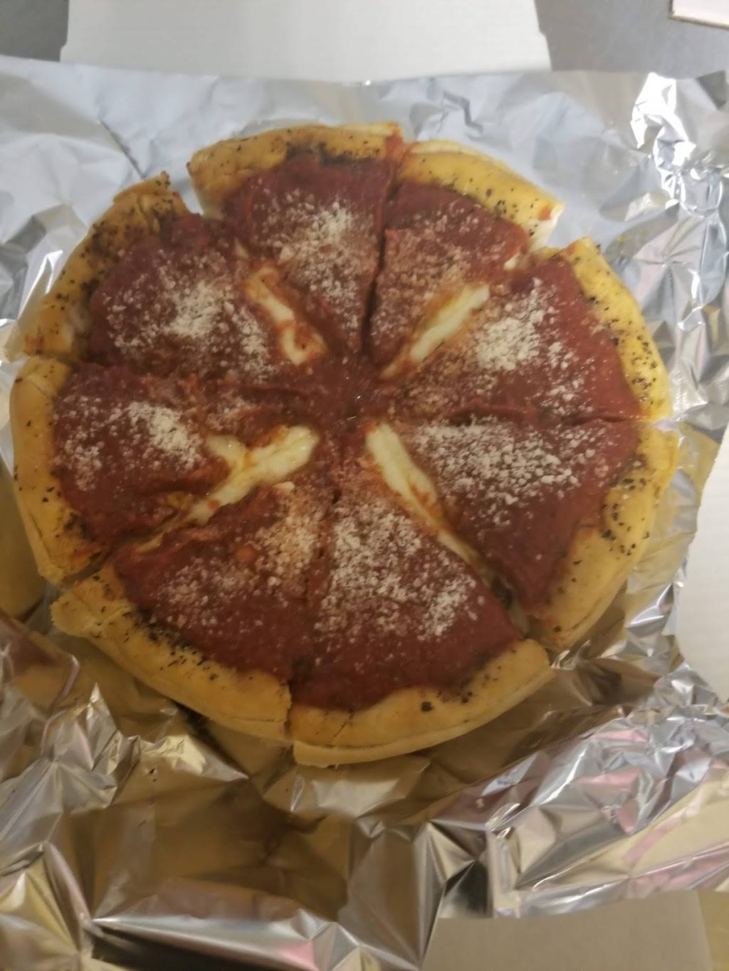 Veronas Pizza | restaurant | 4900-4924 Calumet Ave, Hammond, IN 46327, USA | 2199311420 OR +1 219-931-1420