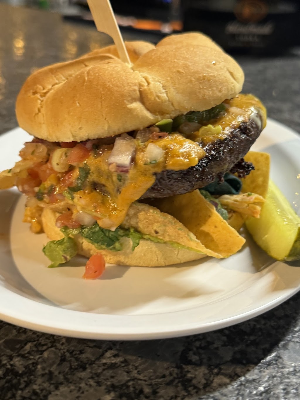 Broadway Grill & Games | restaurant | 301 Broadway, Lorain, OH 44052, USA | 4406709320 OR +1 440-670-9320