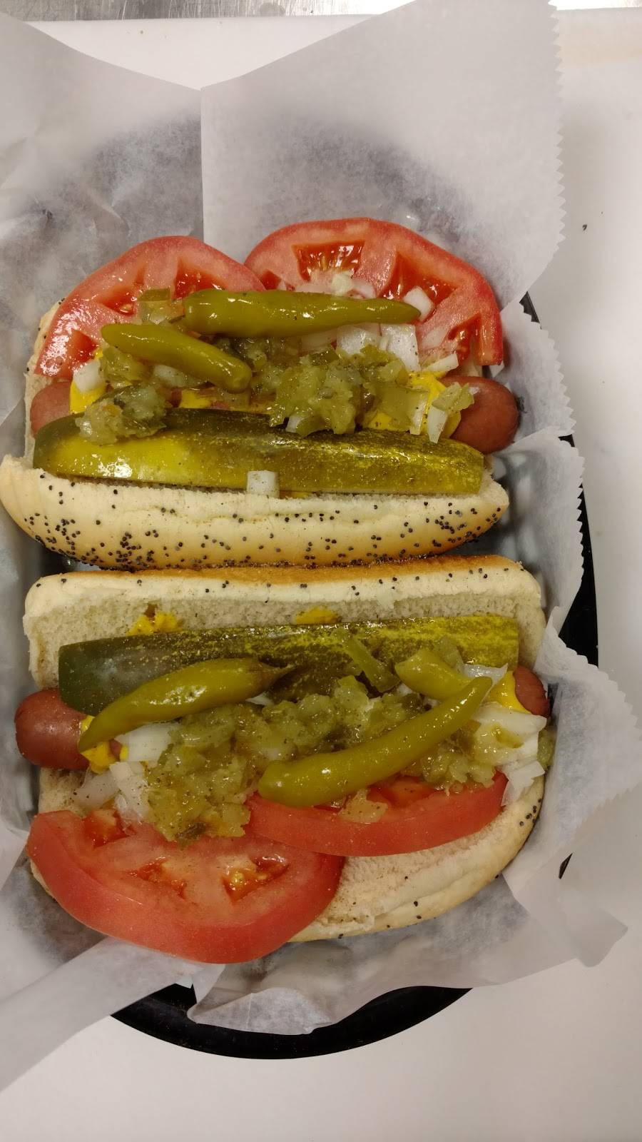 Georges Gyros | restaurant | 3416, 2122 Grand Ave, Waukegan, IL 60085, USA | 8476726502 OR +1 847-672-6502