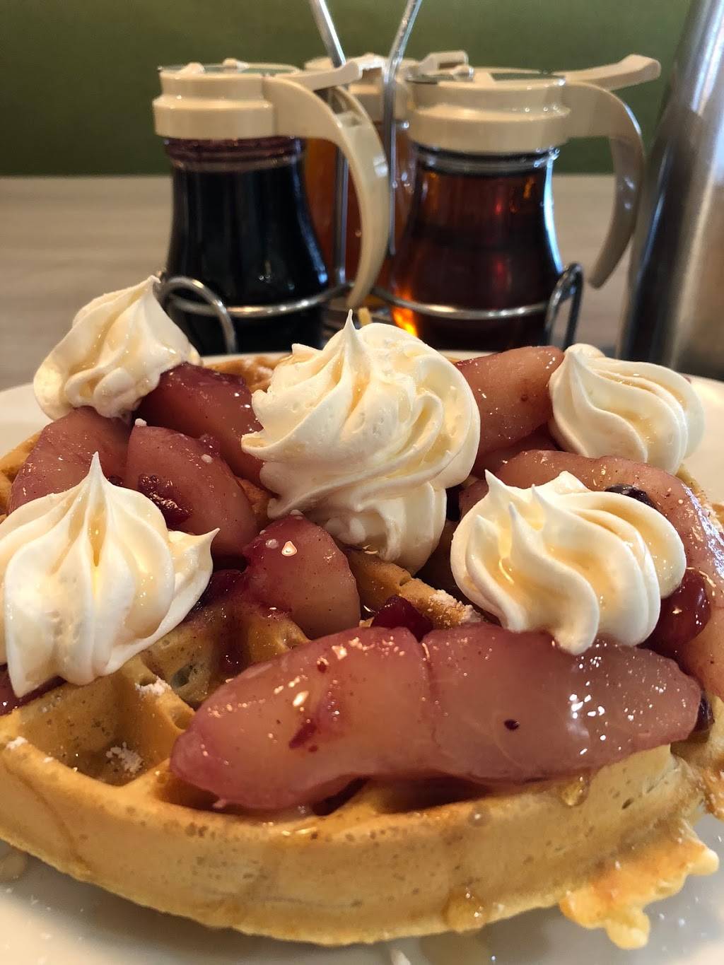 Perkins Restaurant & Bakery | restaurant | 1045 Co Rd E East, Vadnais Heights, MN 55110, USA | 6514261643 OR +1 651-426-1643