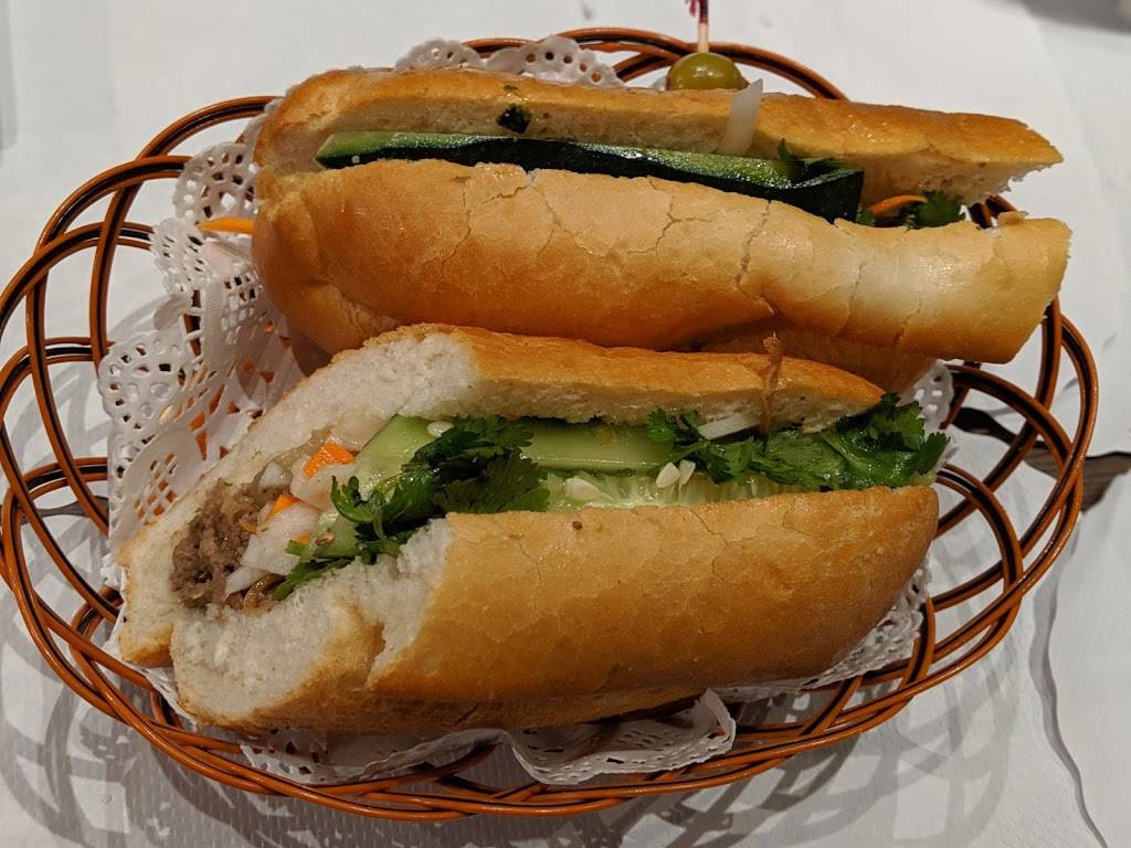 Pho Banh Mi | restaurant | 405 University Ave, Palo Alto, CA 94301, USA | 6503846614 OR +1 650-384-6614