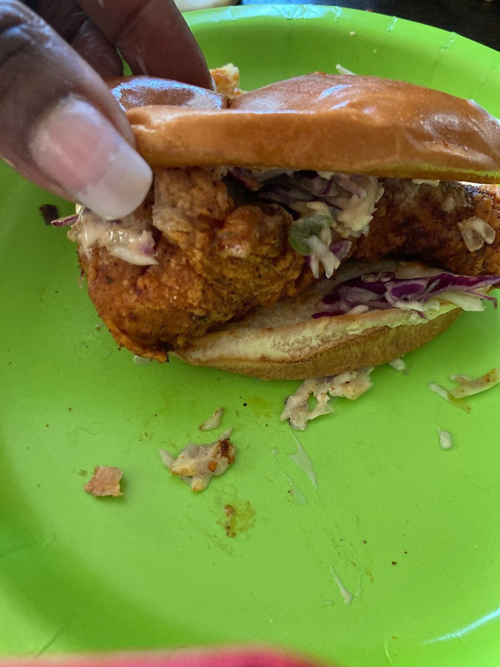 Babas Hot Chicken | restaurant | 5625 California Ave Ste. 200, Bakersfield, CA 93309, USA | 6614044028 OR +1 661-404-4028