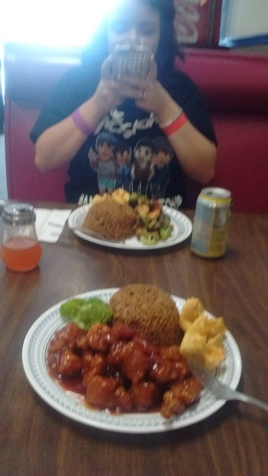 C & J Restaurant | restaurant | 6174 Broadway, Merrillville, IN 46410, USA | 2199801231 OR +1 219-980-1231