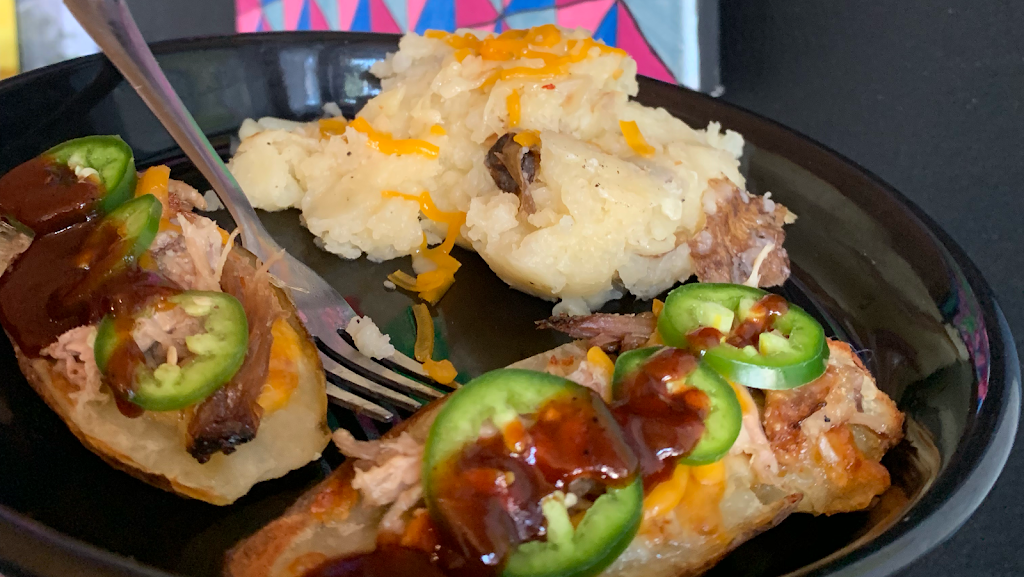 Hot Potato | restaurant | 206 S Main St, Big Spring, TX 79720, USA | 4325174327 OR +1 432-517-4327