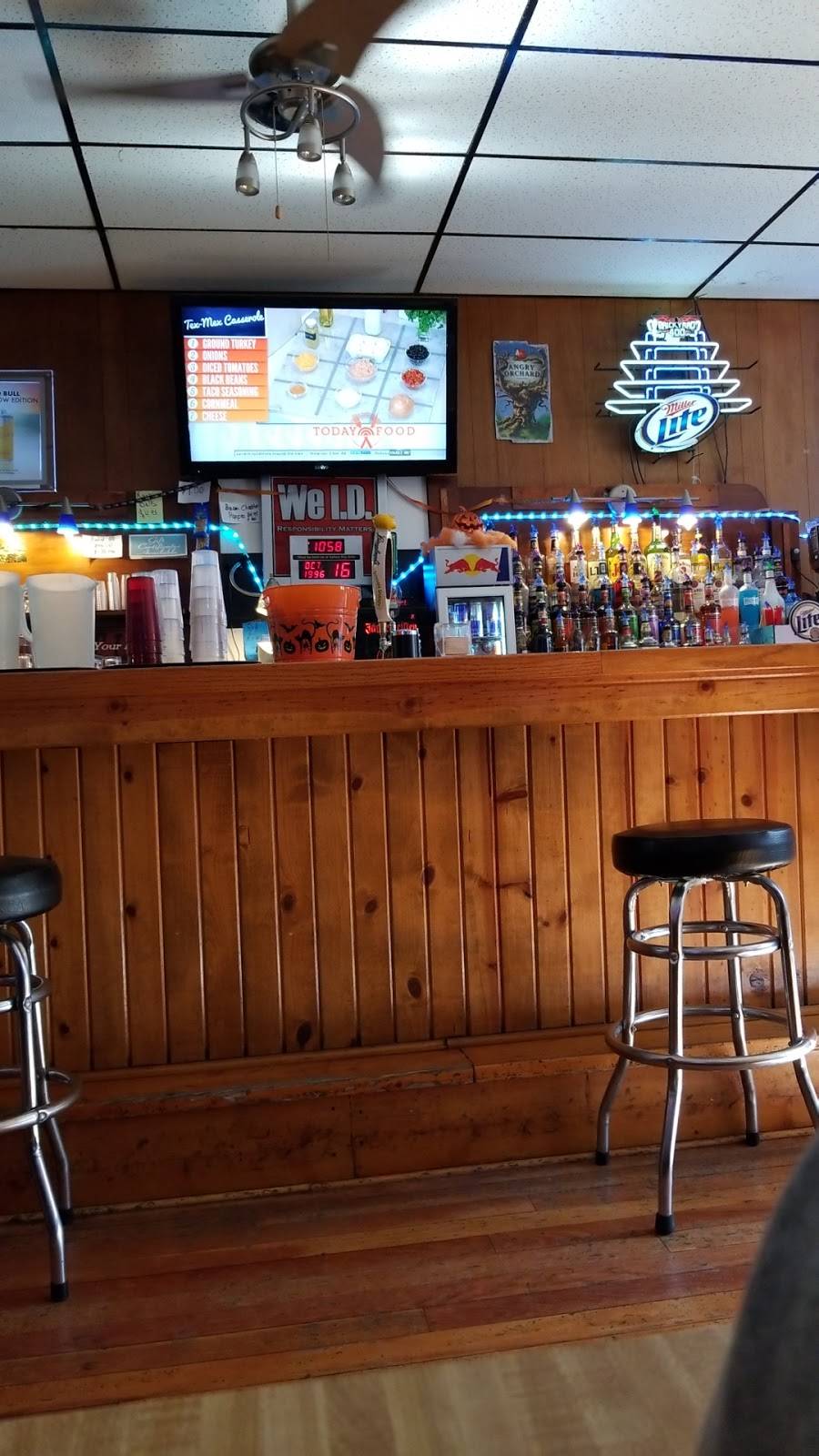 TJs Bar & Grill | restaurant | 123 E Traer St, Greene, IA 50636, USA | 6418164214 OR +1 641-816-4214