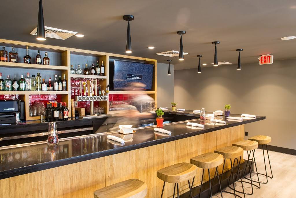 Kizuna Sushi & Ramen | restaurant | 8221 Leesburg Pike, Vienna, VA 22182, USA | 7034427888 OR +1 703-442-7888