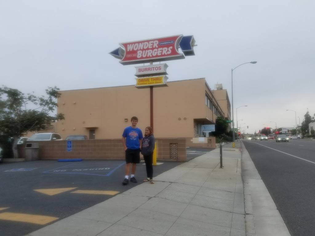 Wonder Burgers | restaurant | 2584 E Foothill Blvd, Pasadena, CA 91107, USA | 6265781422 OR +1 626-578-1422