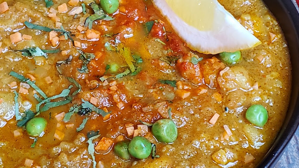 Indian Chaat Factory | restaurant | 7105 Emlen St, Philadelphia, PA 19119, USA | 2156787630 OR +1 215-678-7630