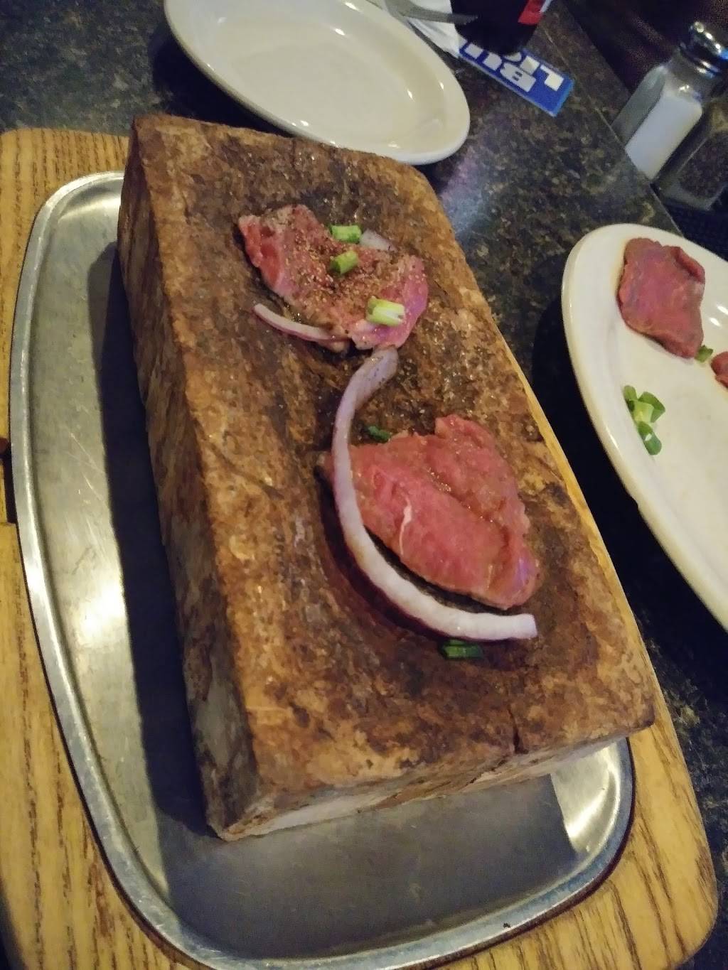 Shevys Sports Bar & Grill | restaurant | 2607 N Main St, Elkhorn, NE 68022, USA | 4023159951 OR +1 402-315-9951