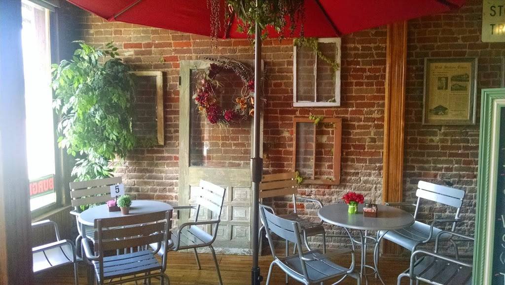 West Station Road House | restaurant | 128 N Main St, West, TX 76691, USA | 2548267600 OR +1 254-826-7600