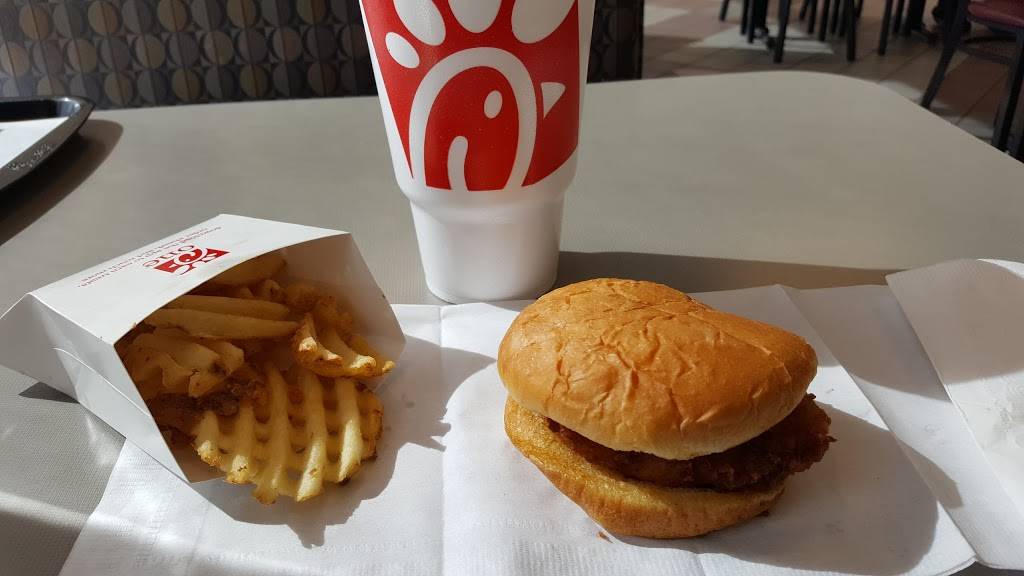 Chick-fil-A | restaurant | 3621 SW Archer Rd, Gainesville, FL 32608, USA | 3523739988 OR +1 352-373-9988
