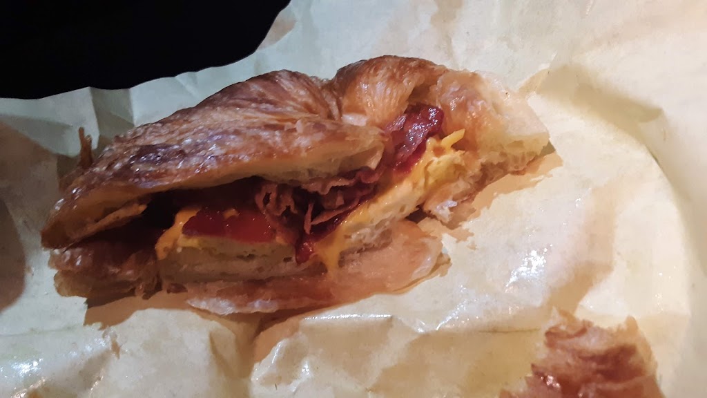 Boston Donuts and Chinese Foods | restaurant | 101 Magnolia Ave, Fullerton, CA 92833, USA | 7144468784 OR +1 714-446-8784