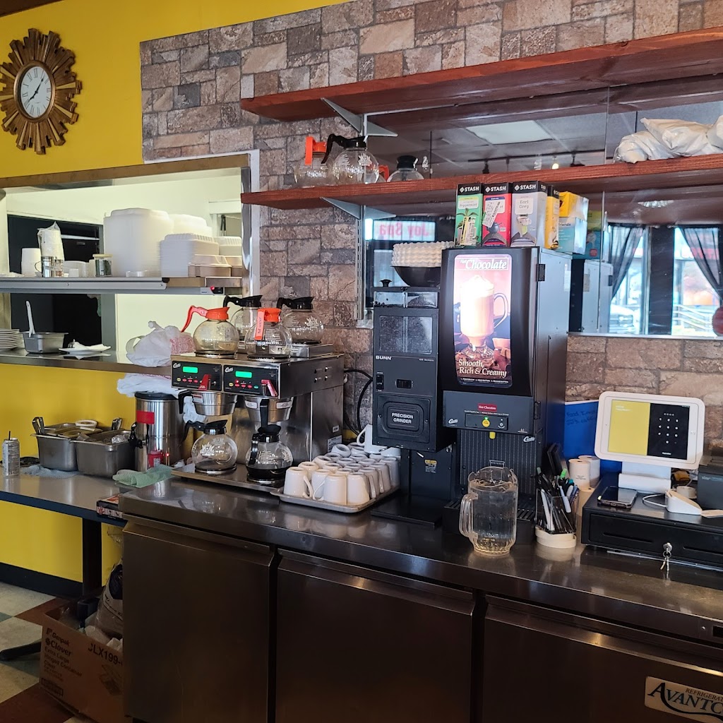 JJs Caffe | restaurant | 9111 SW Barbur Blvd, Portland, OR 97219, USA | 5032064851 OR +1 503-206-4851