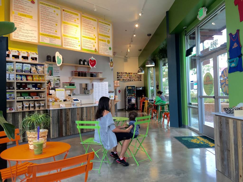 JuiceLand | restaurant | 1888 Sylvan Ave f150, Dallas, TX 75208, USA | 2147604828 OR +1 214-760-4828