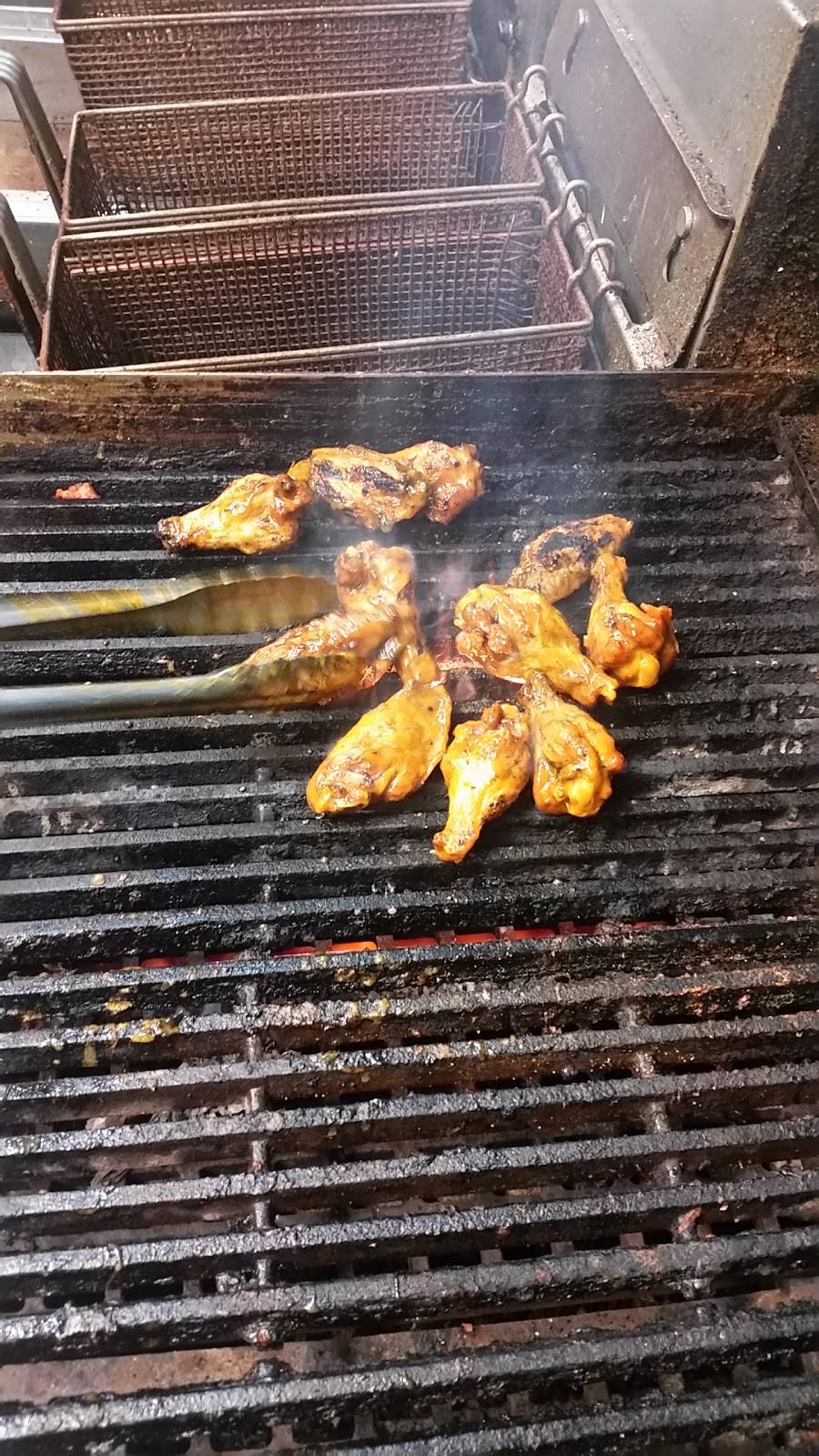 Pies Guys | restaurant | 447 S Main St, North Syracuse, NY 13212, USA | 3152885400 OR +1 315-288-5400