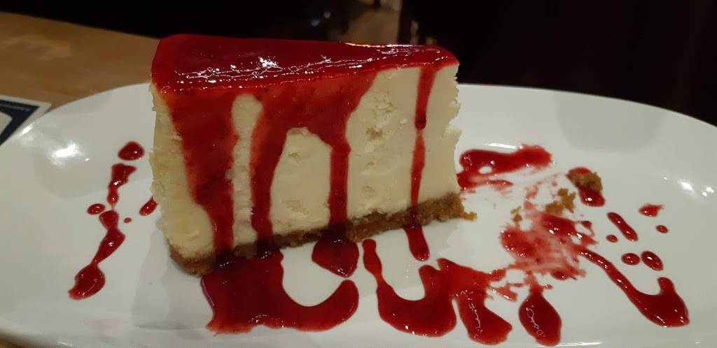 Boston Pizza Whitby Iroquois Park | restaurant | 500 Victoria St W, Whitby, ON L1N 9G4, Canada | 9056665081 OR +1 905-666-5081