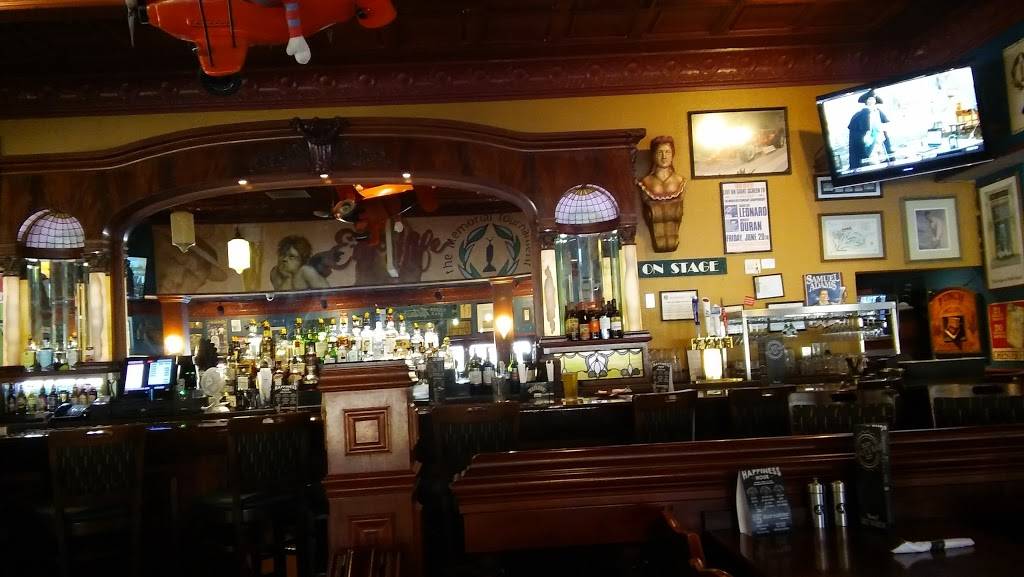 Max & Ermas | restaurant | 411 Metro Pl N, Dublin, OH 43017, USA | 6148898111 OR +1 614-889-8111