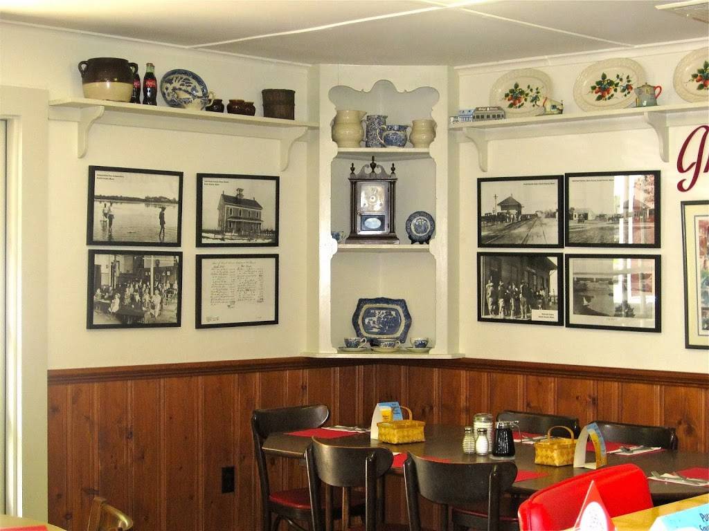 Red Cottage Restaurant | restaurant | 36 Old Bass River Rd, South Dennis, MA 02660, USA | 5083942923 OR +1 508-394-2923