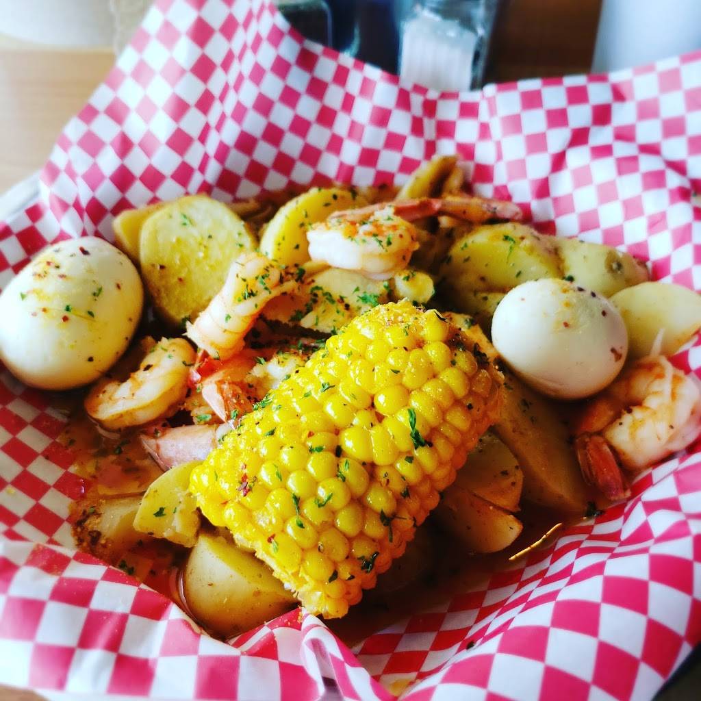 Krab Kingz Lees Summit | restaurant | 320 SW Blue Pkwy, Lees Summit, MO 64063, USA | 8166006305 OR +1 816-600-6305