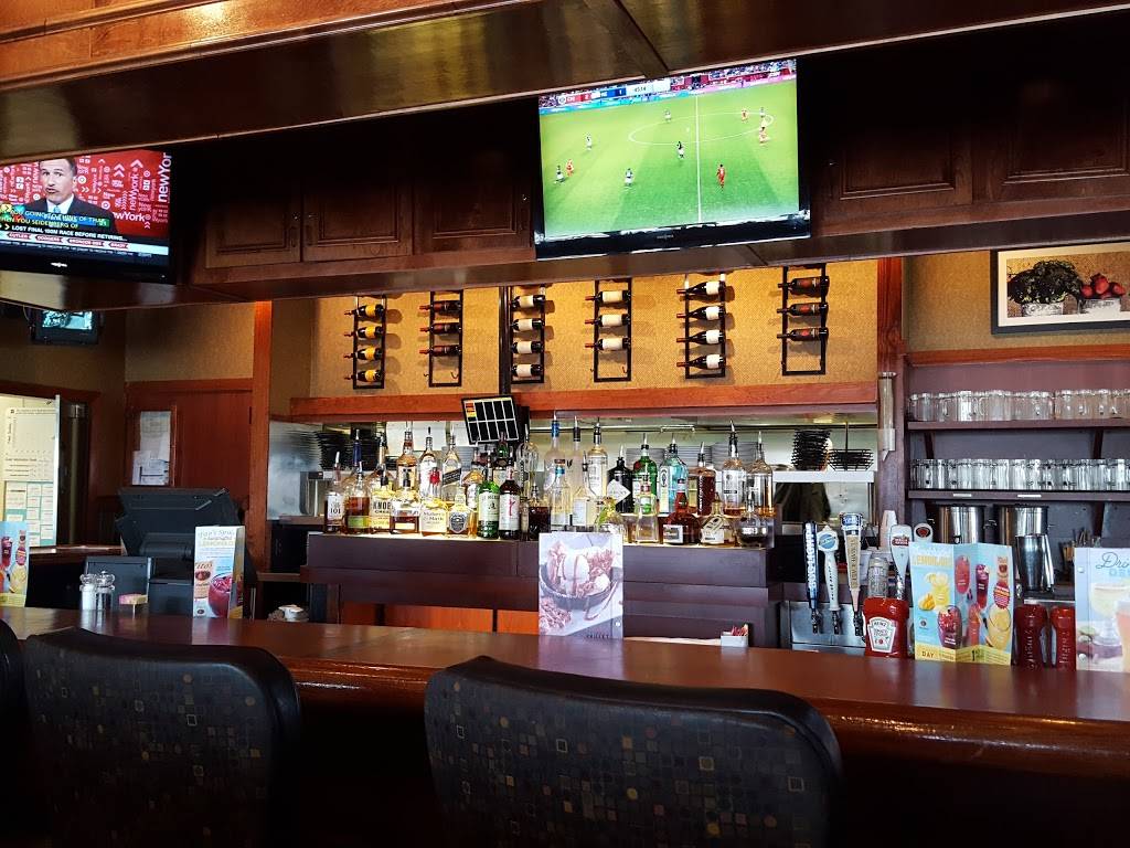 Ruby Tuesday | restaurant | 3451 US-41, Terre Haute, IN 47802, USA | 8122385200 OR +1 812-238-5200