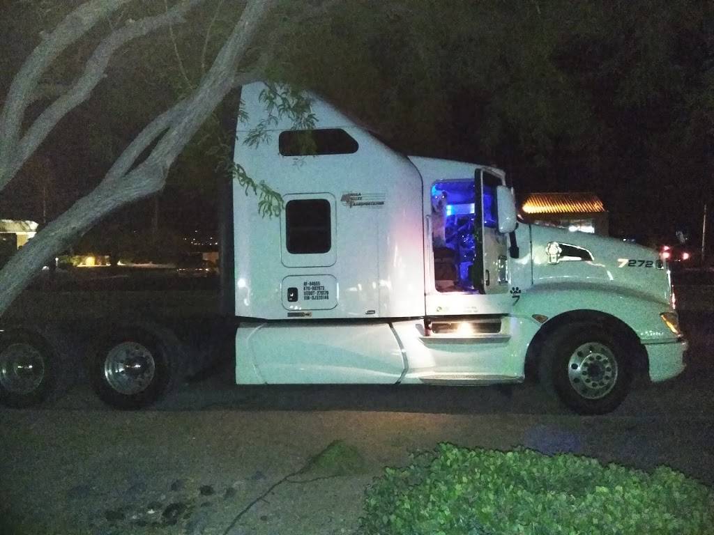 Chiltepinos Wings | restaurant | 750 W Shell Rd, Nogales, AZ 85621, USA | 5203773237 OR +1 520-377-3237