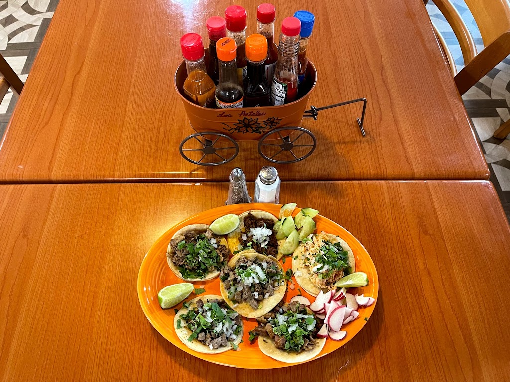 Los portales | restaurant | 691 N Arizona Ave, Chandler, AZ 85225, USA | 4809121879 OR +1 480-912-1879