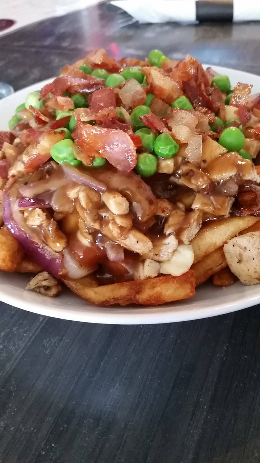 Le 56 Brasserie Urbaine | restaurant | 550 Boulevard Père-Lelièvre, Québec, QC G1M 3R2, Canada | 4186881202 OR +1 418-688-1202