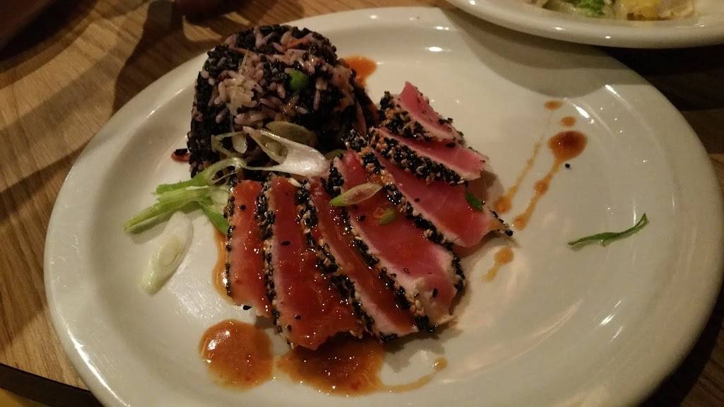 Flame Bar And Grill | restaurant | 501 E Walnut St, Carbondale, IL 62901, USA | 6183518242 OR +1 618-351-8242