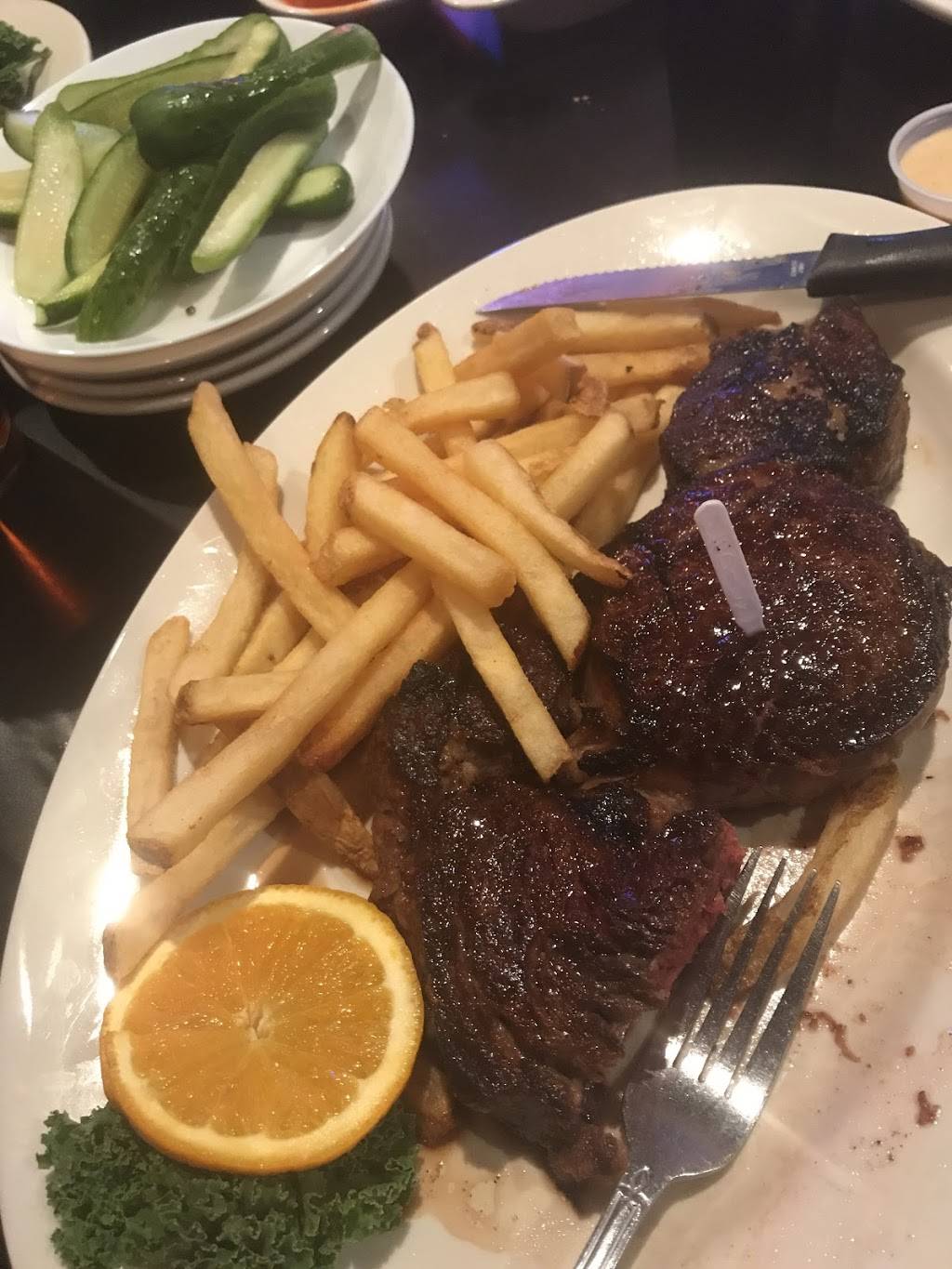 Alexus Steakhouse & Tavern | restaurant | 955 Valley Rd, Clifton, NJ 07013, USA | 9737466600 OR +1 973-746-6600