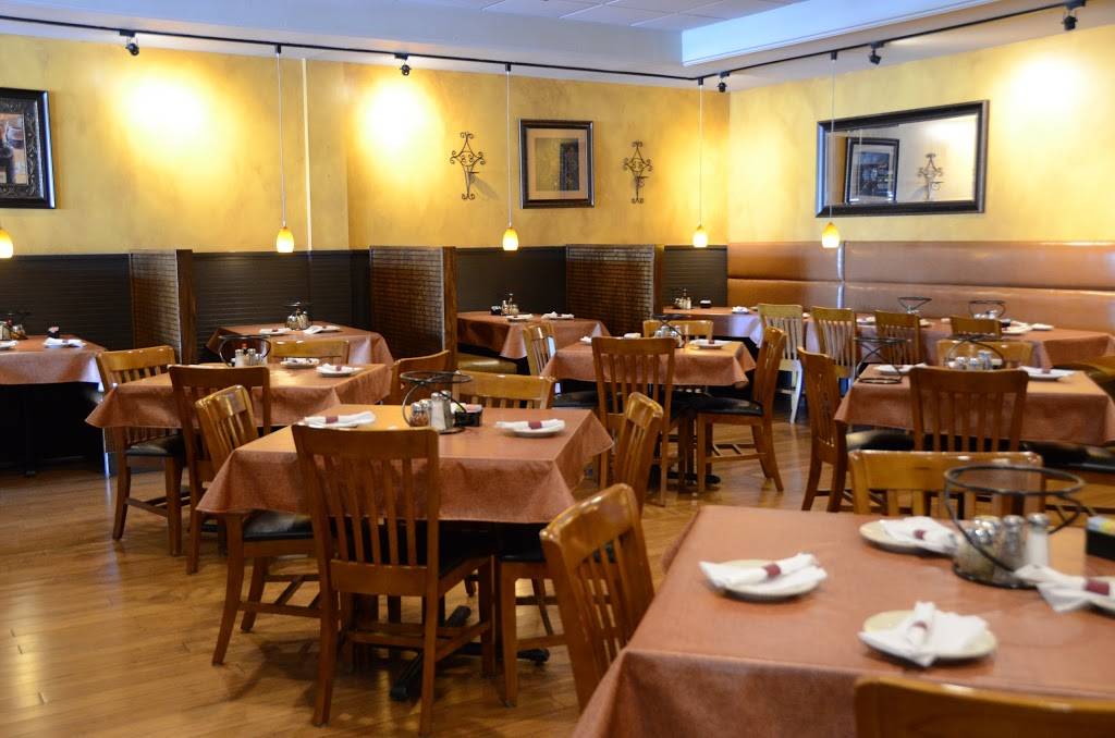 Julliannis Pizza | meal delivery | 7239 W College Dr, Palos Heights, IL 60463, USA | 7083614222 OR +1 708-361-4222