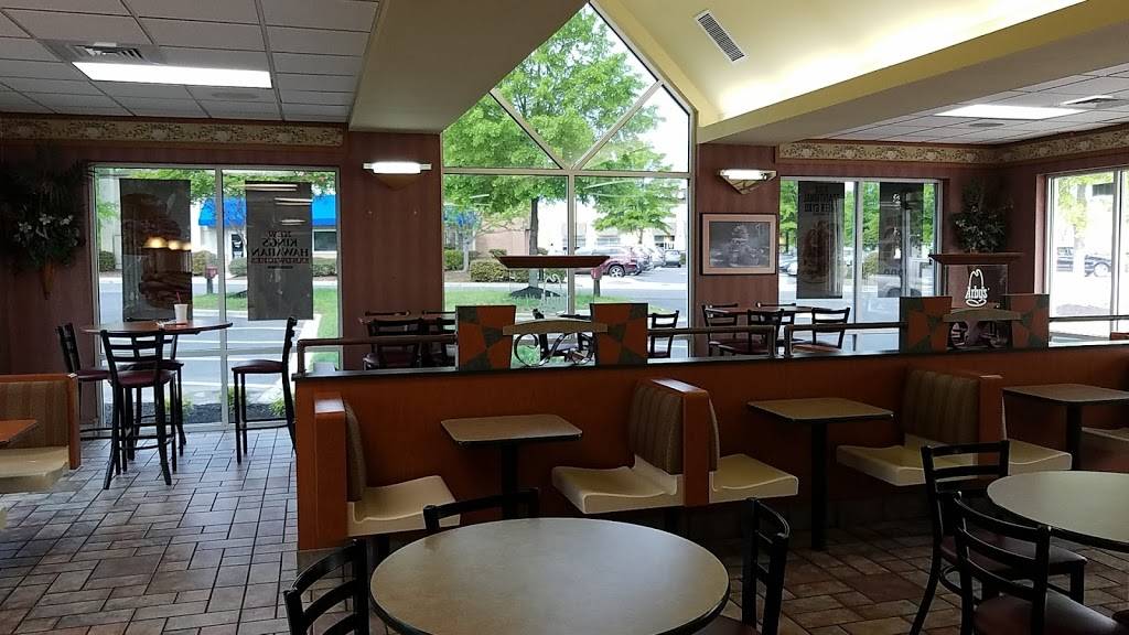 Arbys | restaurant | 8136 S Tryon St, Charlotte, NC 28273, USA | 7045042488 OR +1 704-504-2488