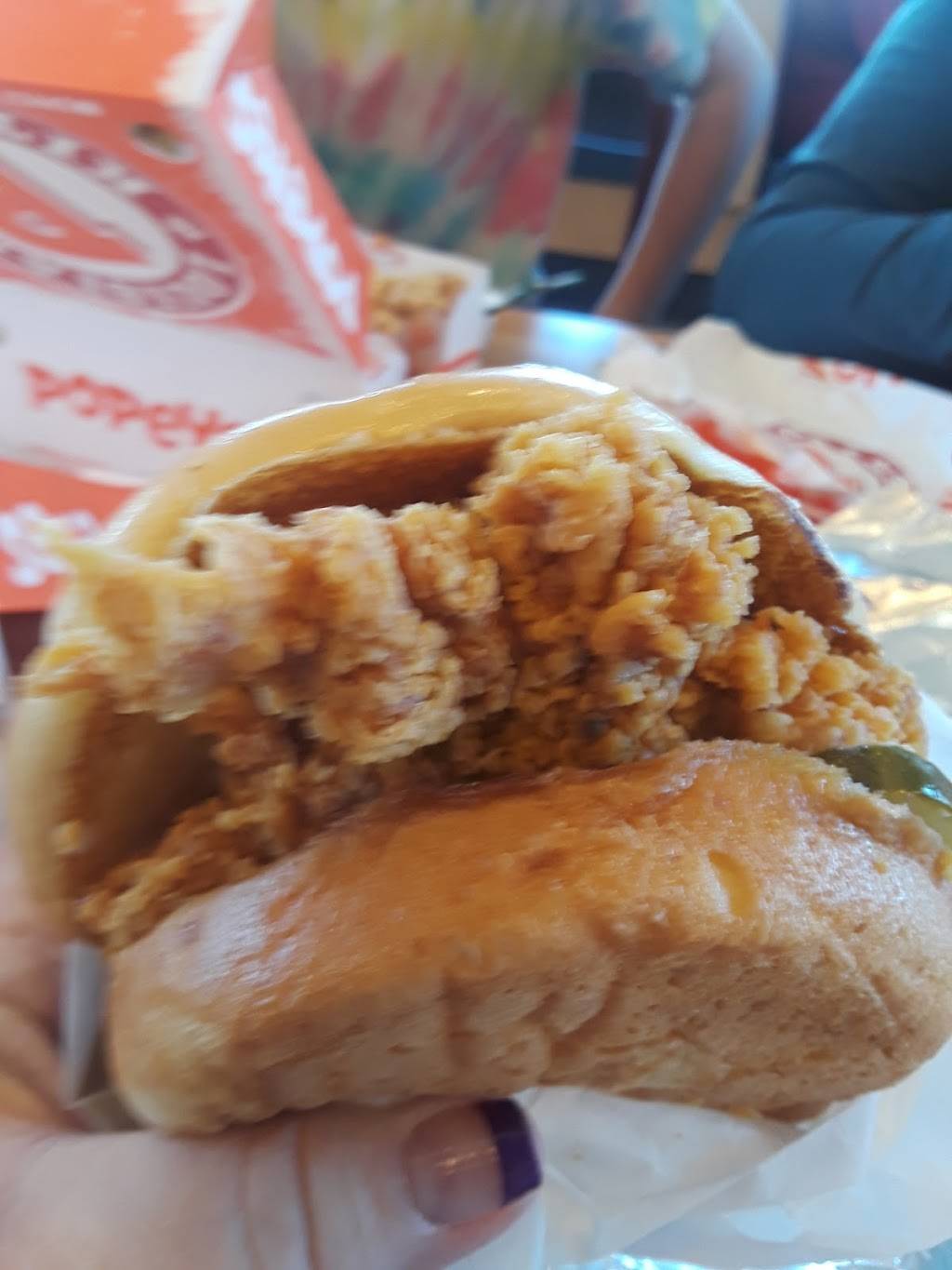 Popeyes Louisiana Kitchen | restaurant | 7064 Hwy 72 W, Huntsville, AL 35806, USA | 2562707436 OR +1 256-270-7436