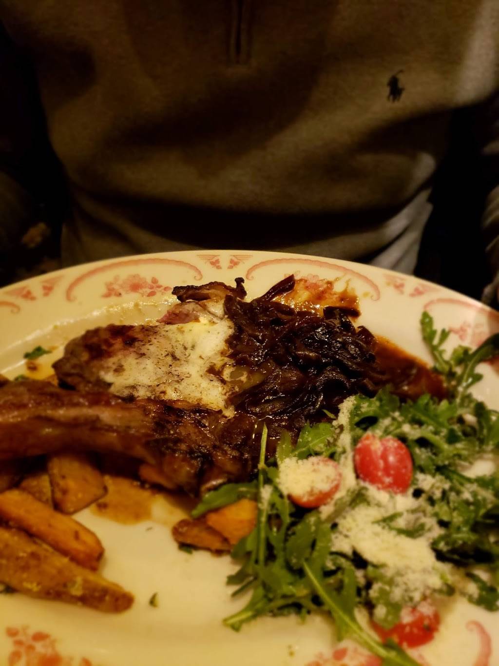 Maggianos Little Italy | restaurant | 6500 Springfield Mall #6805, Springfield, VA 22150, USA | 7039239309 OR +1 703-923-9309