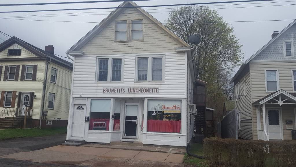 Brunettis Luncheonette | restaurant | 619 Center St, Wallingford, CT 06492, USA | 2032659208 OR +1 203-265-9208