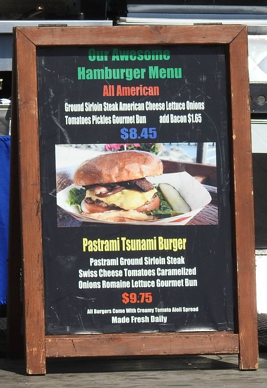 Quality Coast Gourmet Street Kitchen | restaurant | 910 N Harbor Dr, San Diego, CA 92132, USA | 6194439192 OR +1 619-443-9192