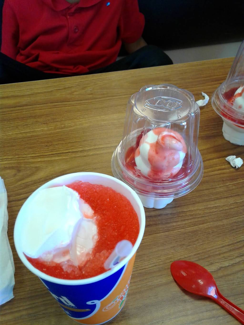 Dairy Queen | restaurant | 6520 W North Ave, Wauwatosa, WI 53213, USA | 4144310510 OR +1 414-431-0510