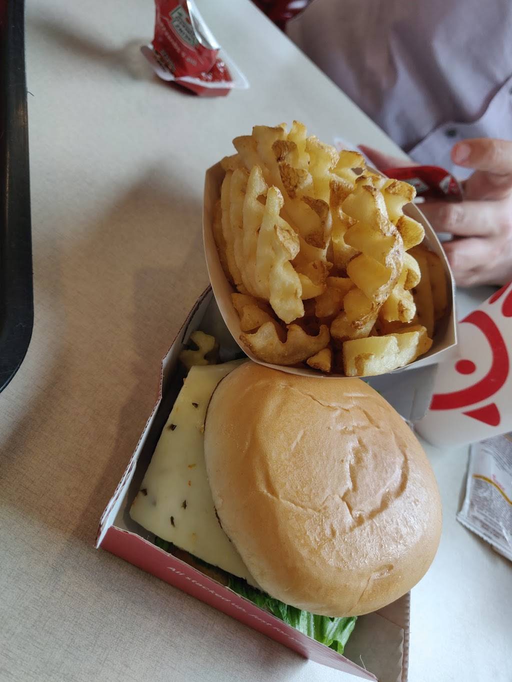 Chick-fil-A | restaurant | 3166 Daniels Rd, Winter Garden, FL 34787, USA | 4076560721 OR +1 407-656-0721