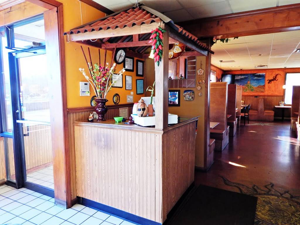 Las Palmas Mexican Restaurant | restaurant | 250 Conner St, Noblesville, IN 46060, USA | 3177704667 OR +1 317-770-4667