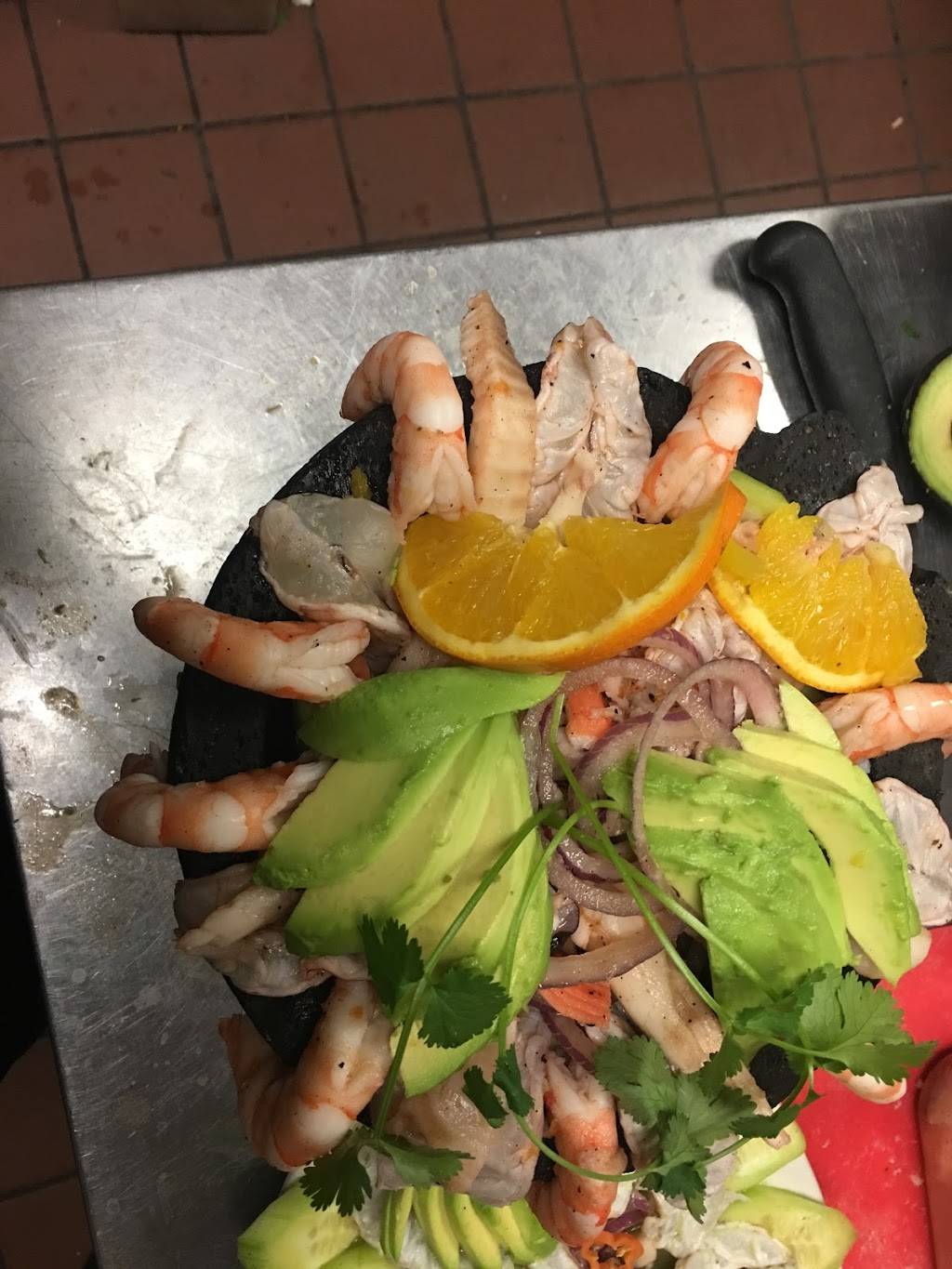 Tortas Ahogadas Las Orginales | restaurant | 23630 Newhall Ave #1, Newhall, CA 91321, USA | 6612590884 OR +1 661-259-0884