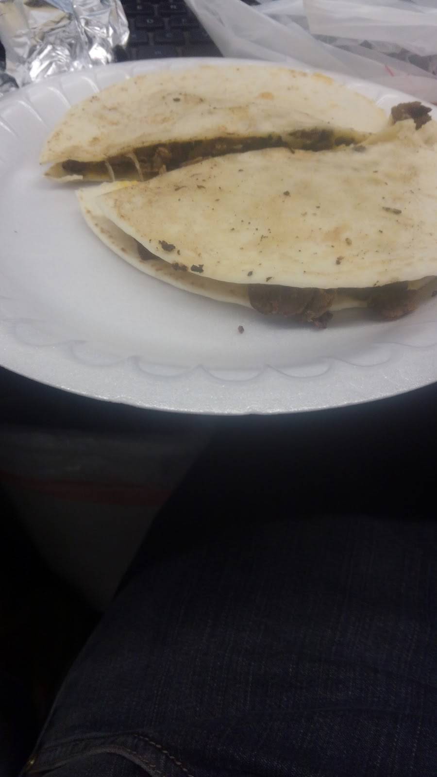 El Tapatio Taco Truck | restaurant | 4100-4124, Strider Loop Rd, Bellingham, WA 98226, USA | 3604108295 OR +1 360-410-8295