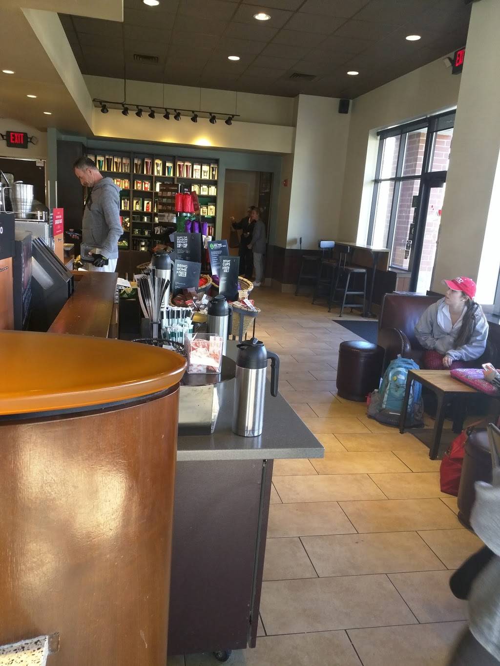 Starbucks | cafe | 411 Ramapo Valley Rd, Oakland, NJ 07436, USA | 2013371596 OR +1 201-337-1596