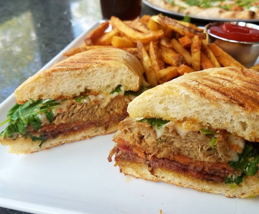 Crust Wood Fired Pizza | restaurant | 1097 N Main St, Summerville, SC 29483, USA | 8432858819 OR +1 843-285-8819